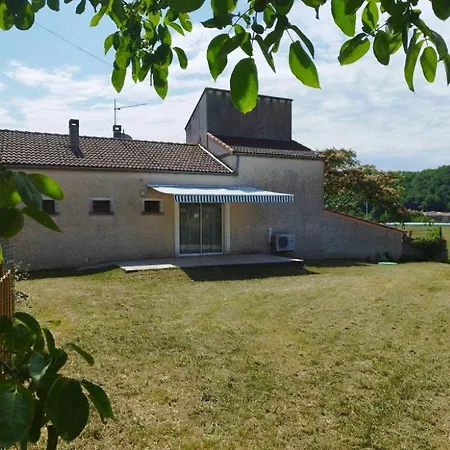 Parenthese Cazalaise Sur Les Rives De L'aveyron Casa de Férias